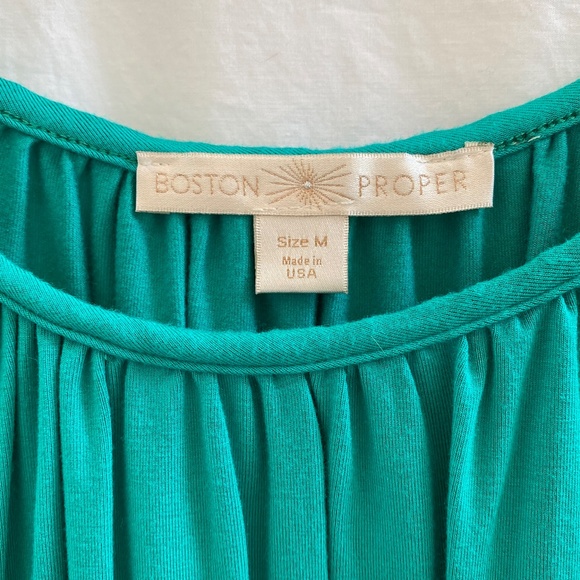 Women's Top Cold-Shoulder  Size: Medium - Picture 2 of 7